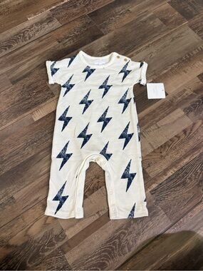 Grayson Mini  Cream Lightning Bolt Ribbed Baby One-Piece